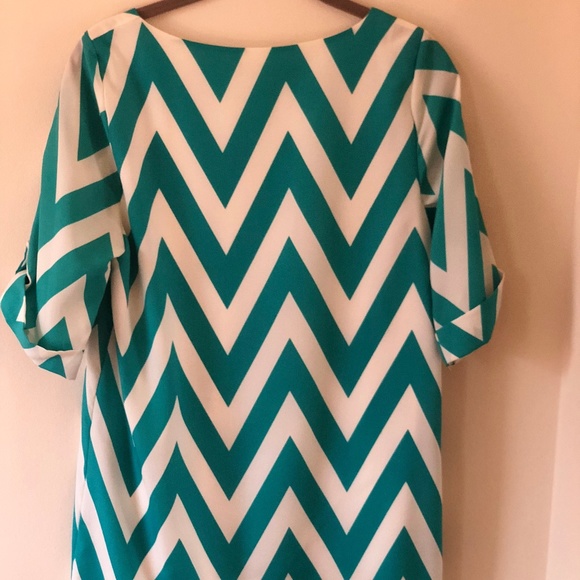 Turquoise Chevron Everly Shift Dress - Picture 3 of 5